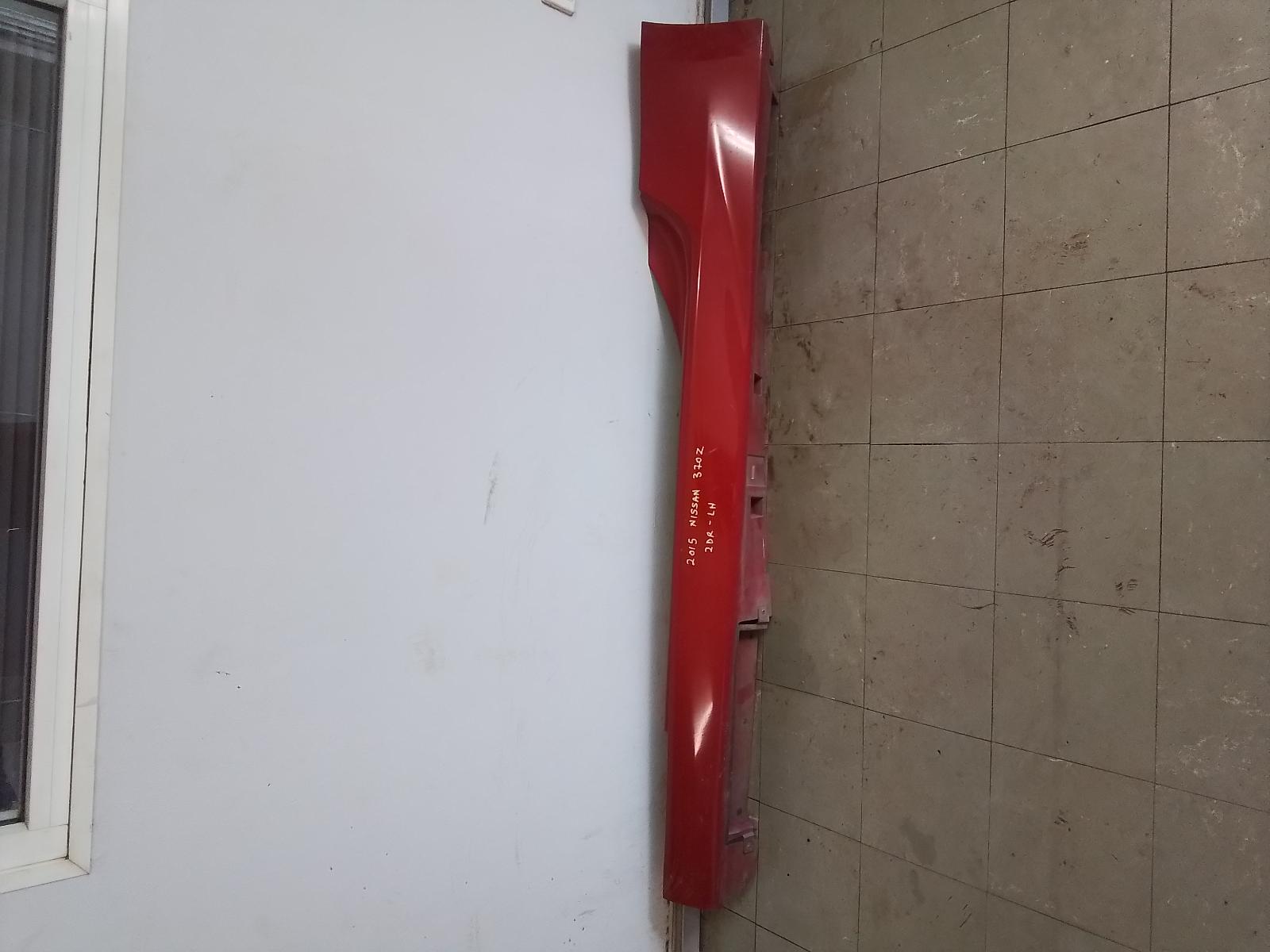 View Auto part Rail And Skirt Nissan 370z 2015