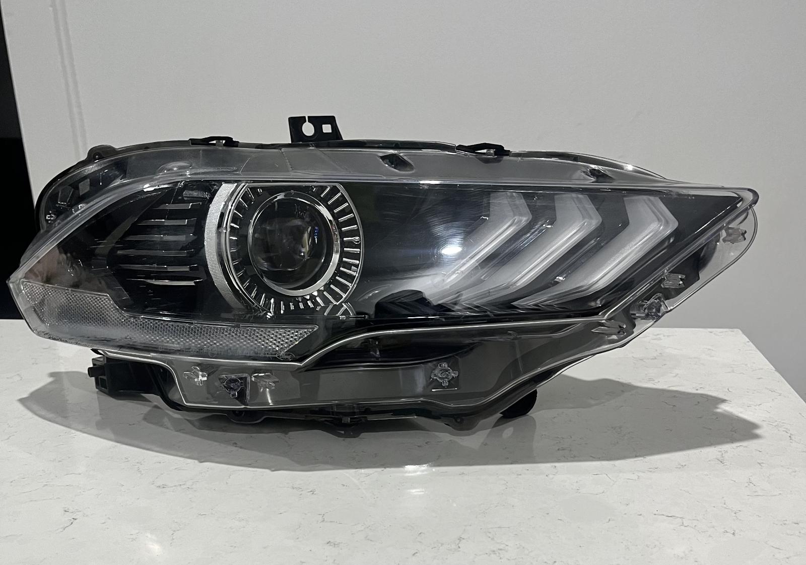 View Auto part Right Headlamp Ford Mustang 2018