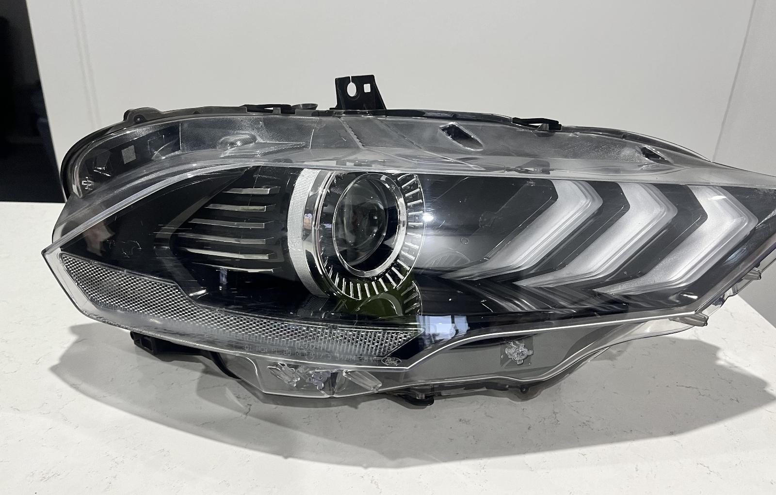 View Auto part Right Headlamp Ford Mustang 2018