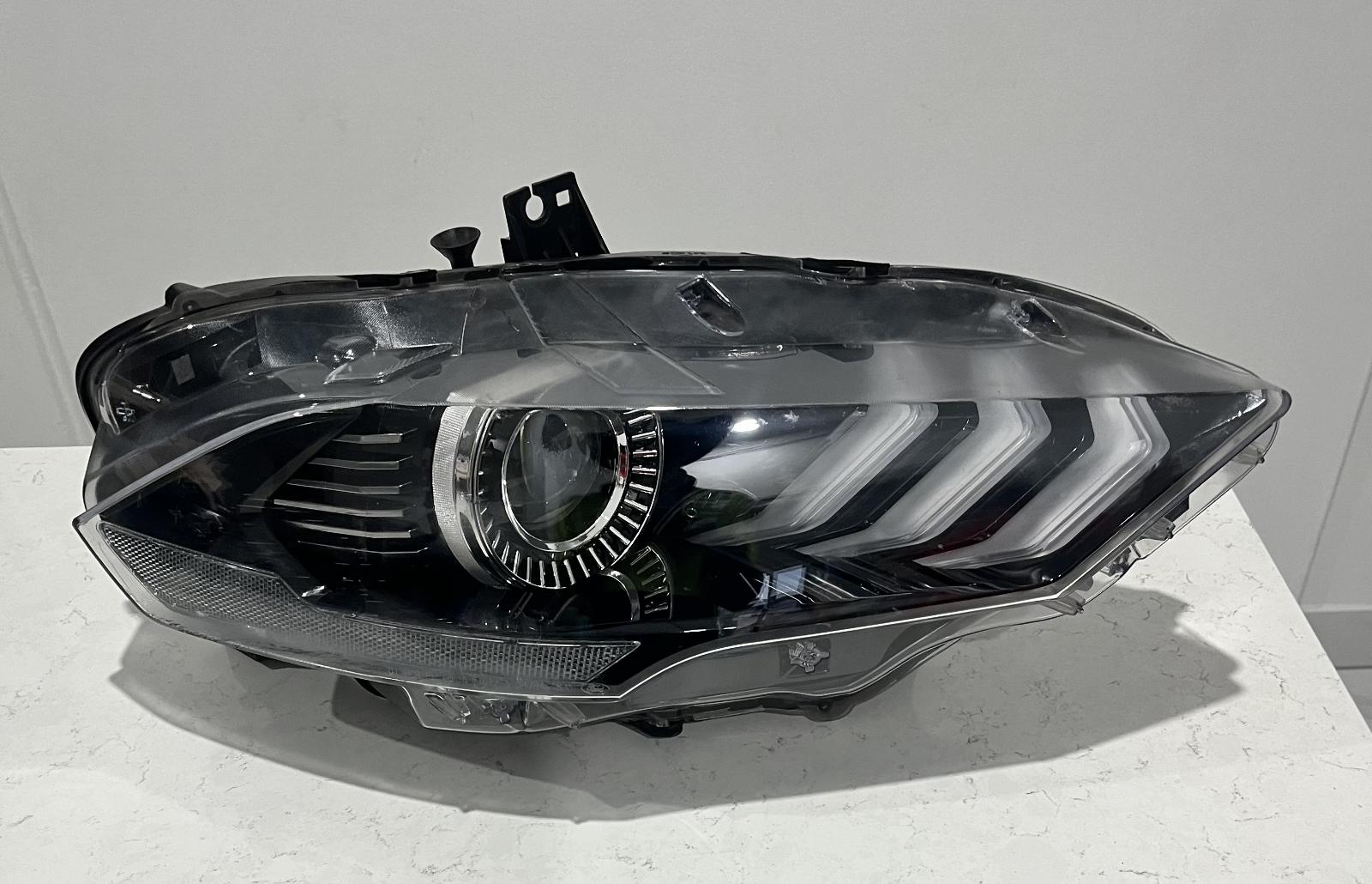 View Auto part Right Headlamp Ford Mustang 2018