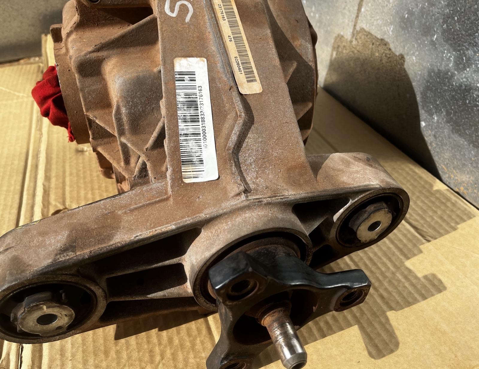View Auto part Differential Centre Holden Commodore 2014